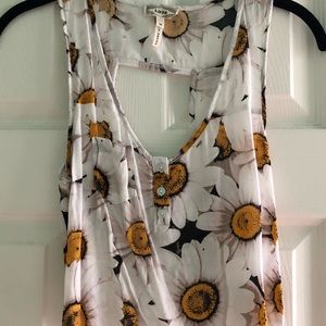 Pacsun sunflower crop